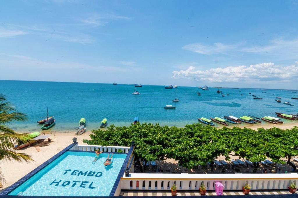 4* Tembo House Hotel or Similar